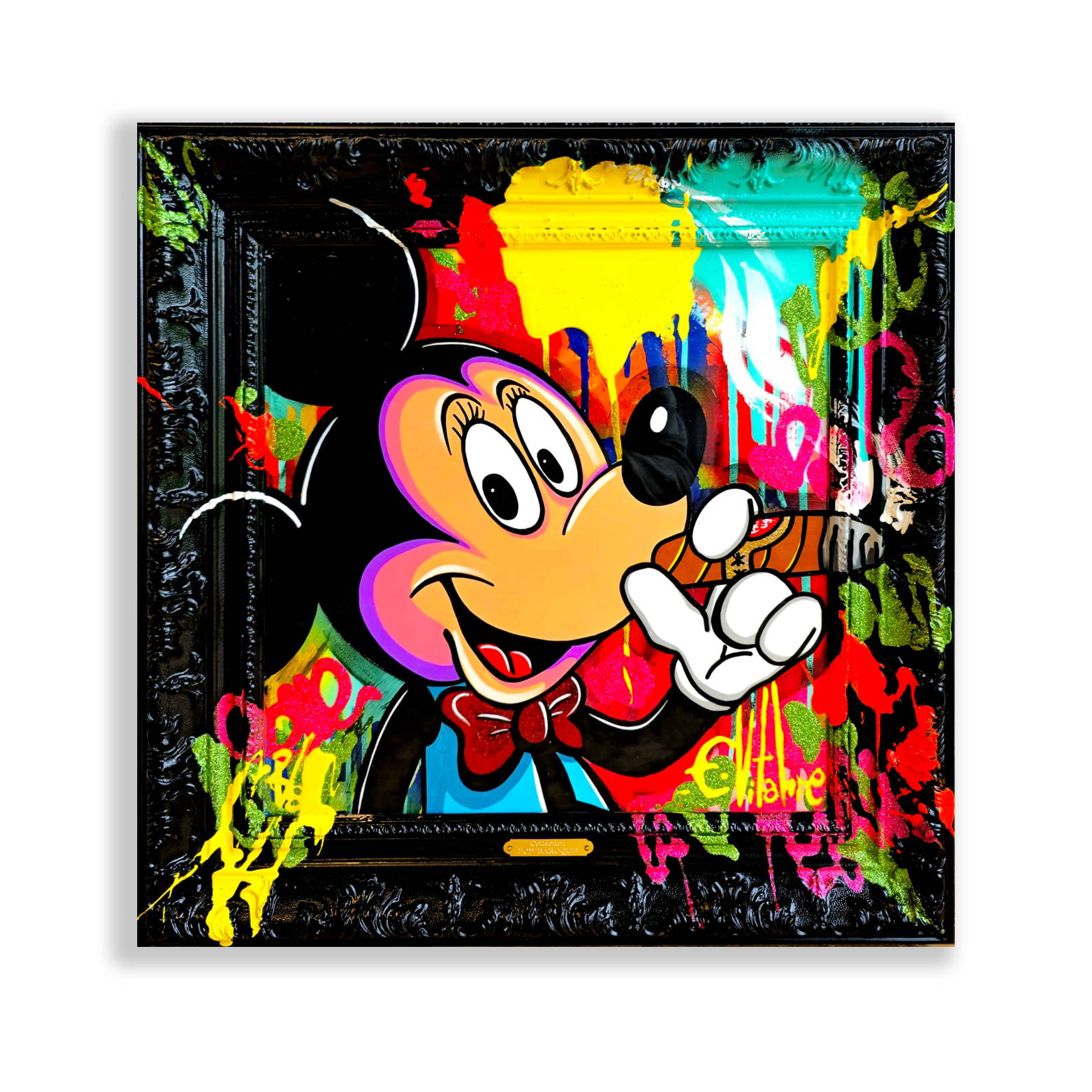 Mickey loves cigar_57x57